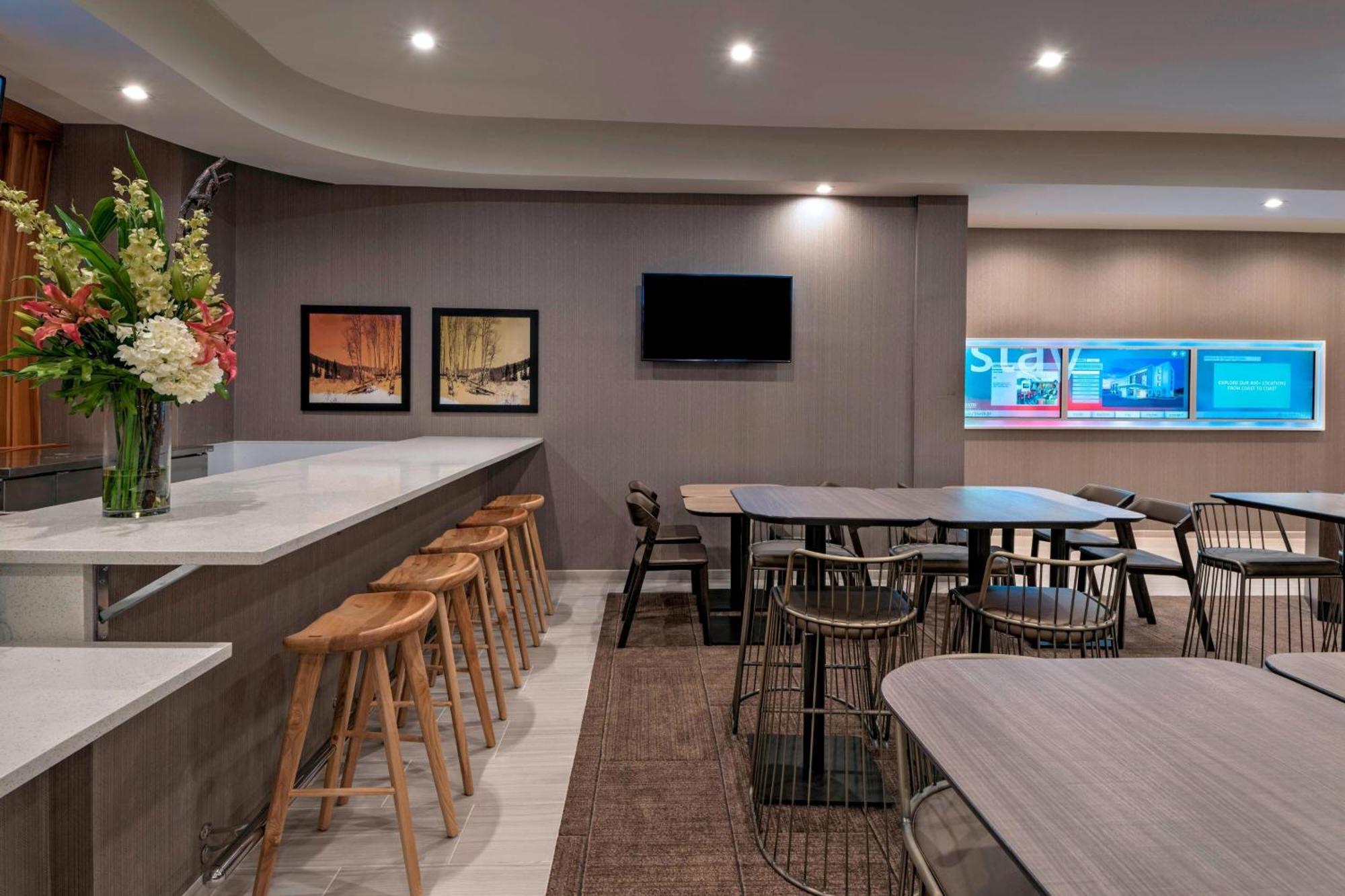 Springhill Suites By Marriott Denver West/Golden Лейквуд Экстерьер фото