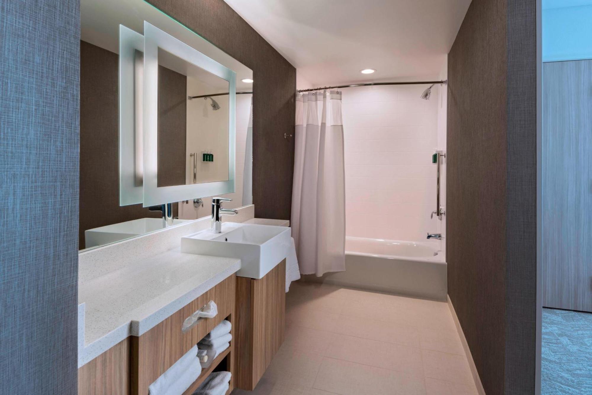 Springhill Suites By Marriott Denver West/Golden Лейквуд Экстерьер фото
